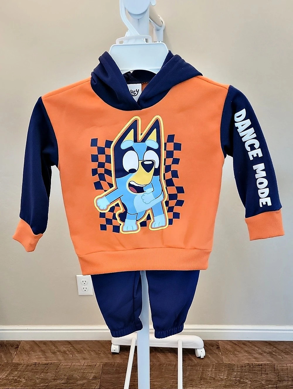 Bluey Dance Mode Fleece Hoodie and Jogger Pants Set Kids Size 2T